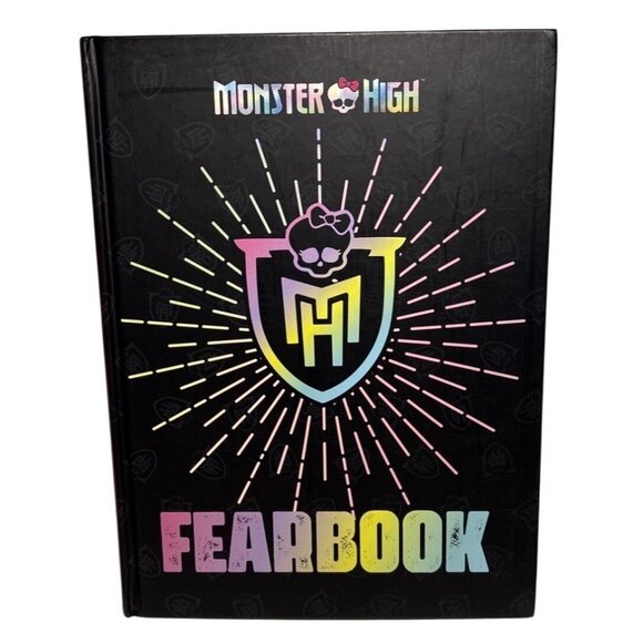 Monster High Fearbook Hardcover 2024 - Picture 1 of 13